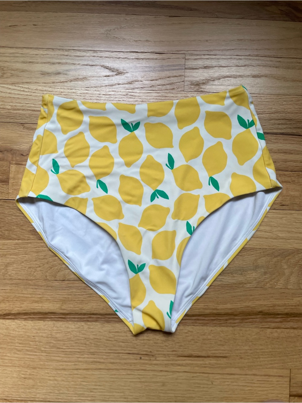 Hanna Andersson Lemons Bottoms - Medium